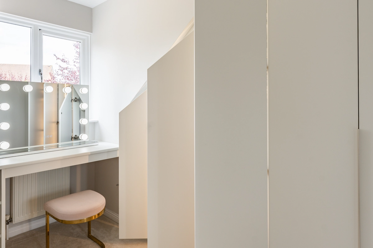 Dressing 2 - Horsham interior design